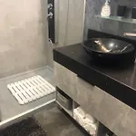 Apartment Deluxe *