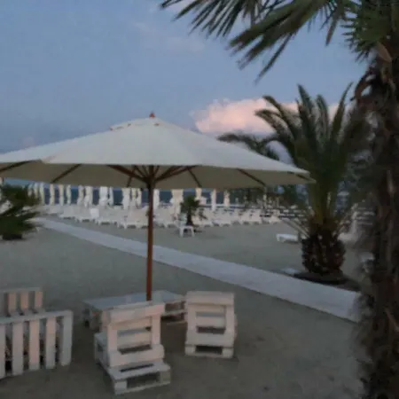 Deluxe * Mamaia